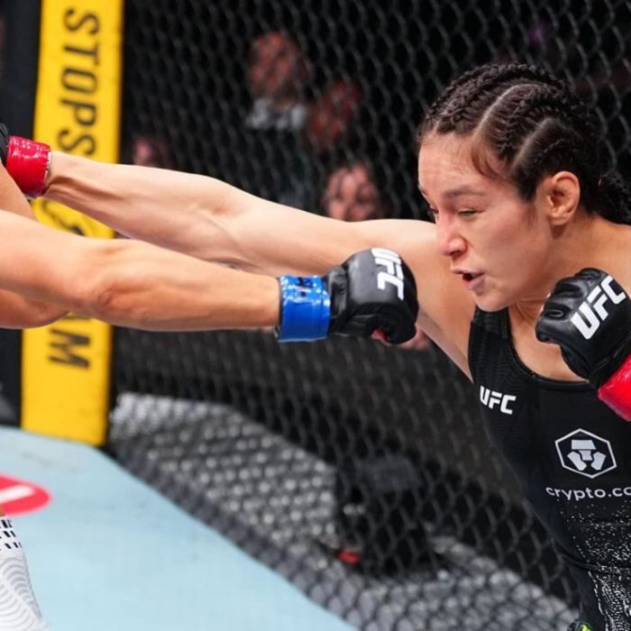 Alexa Grasso noquea a Maycee Barber en UFC Seattle