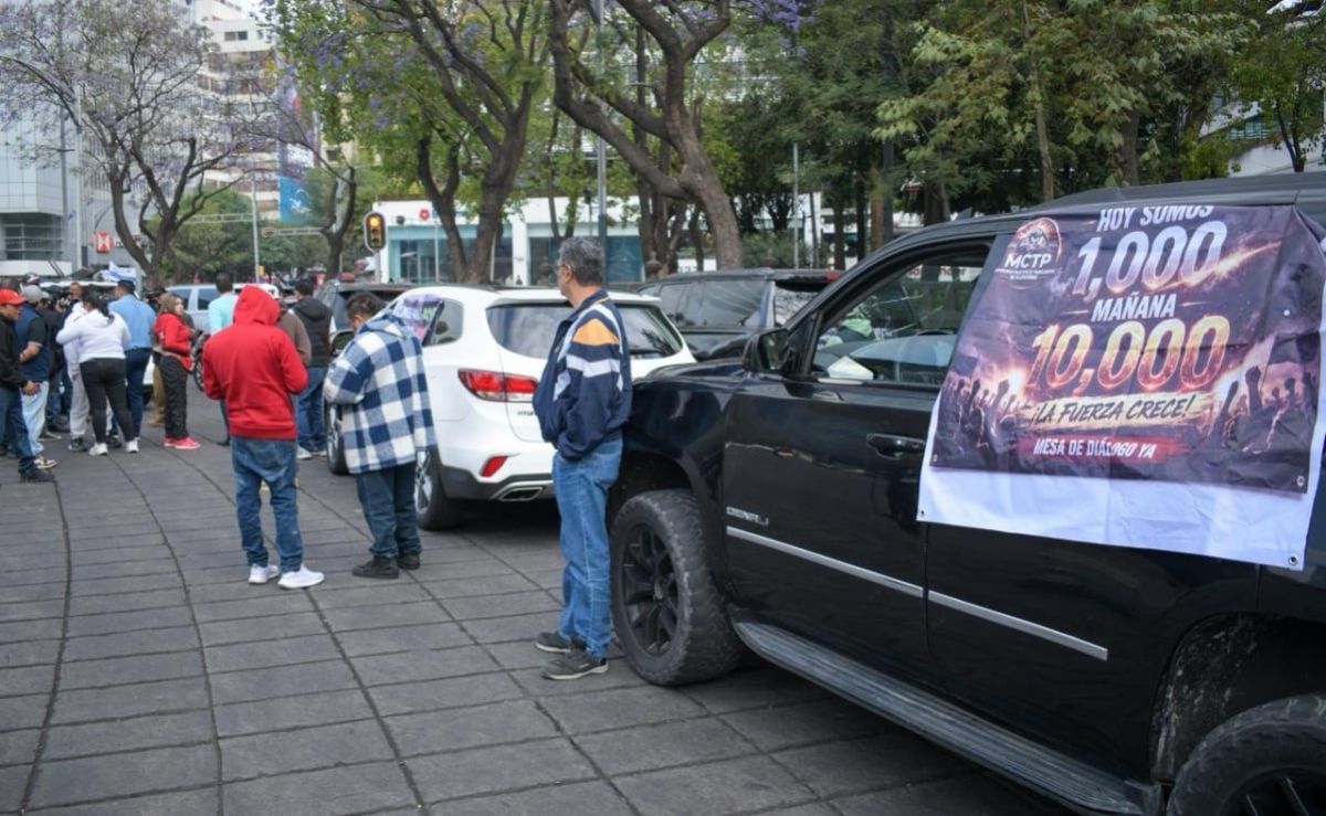 conductores-de-aplicaciones-se-han-concentrado-en-el-angel-de-la-independencia-para-exigir-reduccion-de-comisiones