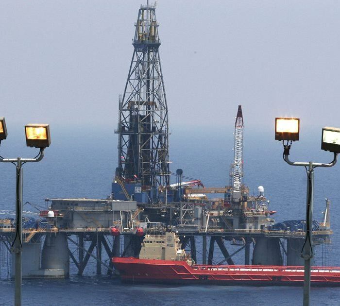 Panel federal exime actividades petroleras en el Golfo de México de la Ley de Especies en Peligro