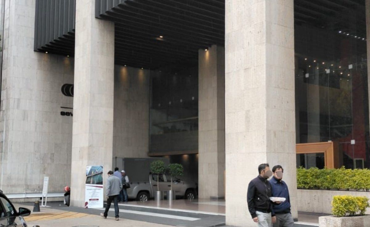 sin-confirmacion-publica-sobre-presunta-muerte-por-caida-desde-el-piso-21-en-paseo-de-la-reforma