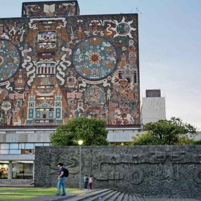 Biblioteca Central de la UNAM cumple 70 años y avanza en la modernización de su sala principal