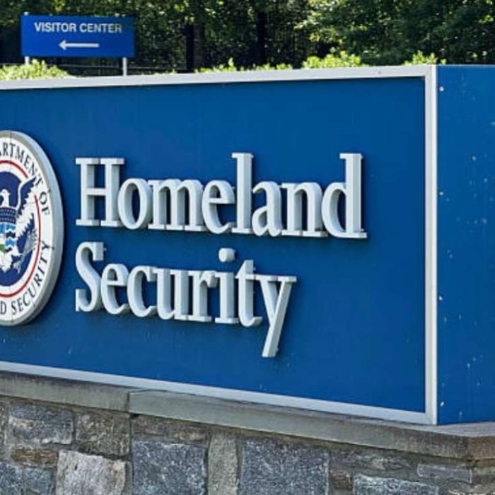 Cámara de Representantes rechaza acuerdo del Senado para financiar al DHS; Trump anuncia orden para pagar a la TSA
