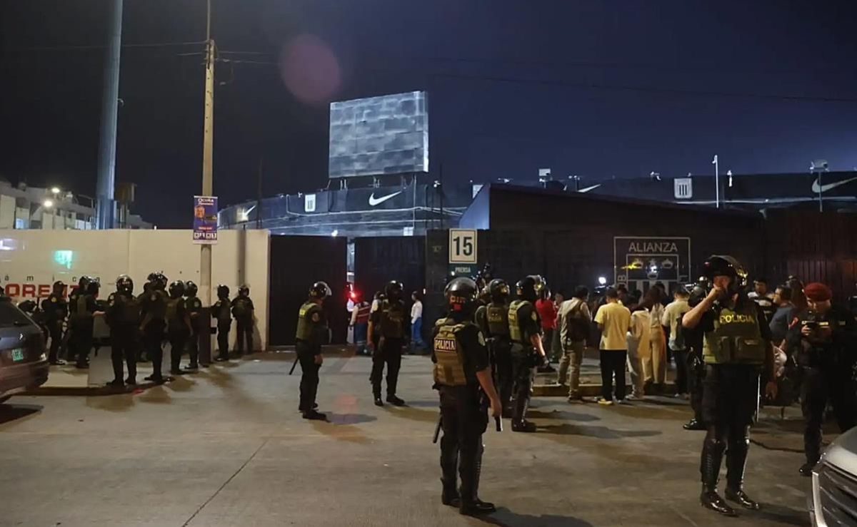 colapso-de-pared-en-matute-deja-al-menos-60-heridos-durante-banderazo-de-alianza-lima