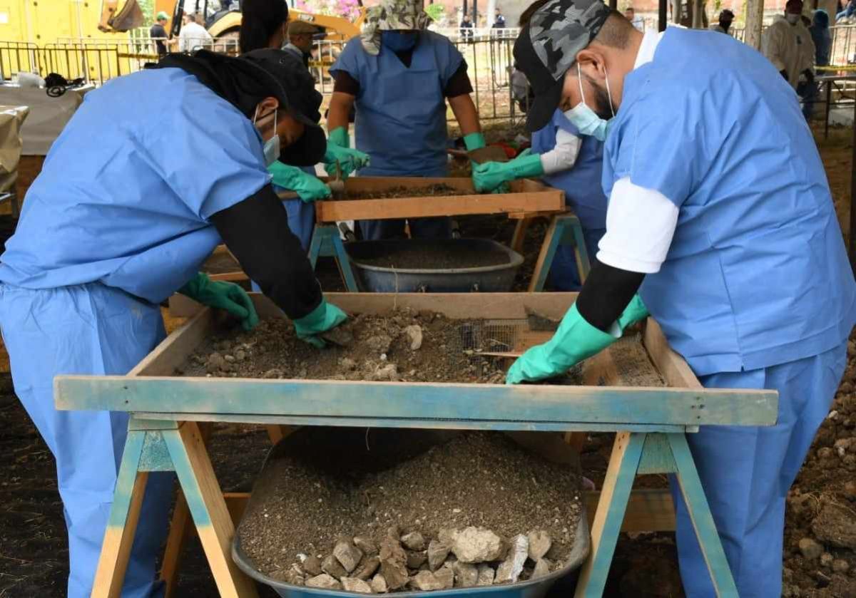 fiscal-de-morelos-supervisa-la-quinta-fase-de-exhumaciones-en-el-panteon-pedro-amaro-jojutla