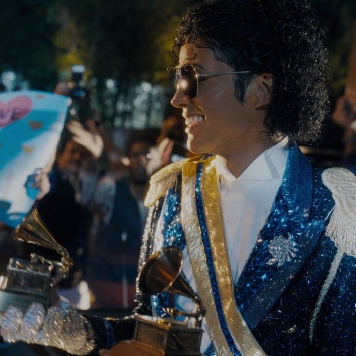 “Michael”: el biopic de Michael Jackson despierta rechazo de la crítica pero triunfa en funciones de preestreno