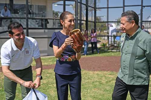 Sheinbaum inaugura la Ciudad Deportiva de Alto Rendimiento en Pachuca y convoca a una Clase Nacional de béisbol y sóftbol