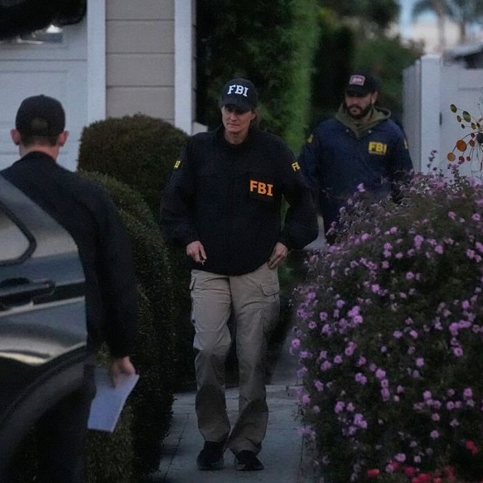 Tiroteo fuera de la Cena de Corresponsales de la Casa Blanca deja agente del Servicio Secreto herido; sospechoso detenido
