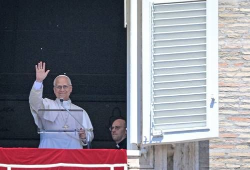 El papa lamenta los ataques a la libertad de prensa y recuerda a periodistas asesinados
