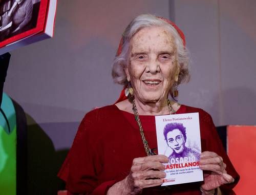 Elena Poniatowska honra el legado de Rosario Castellanos en el 101.º aniversario de su natalicio