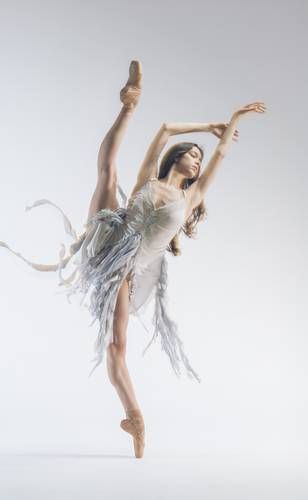 La Compañía Nacional de Danza y Danza Visual estrenan ‘Las olas del rey’, inspirada en El último unicornio