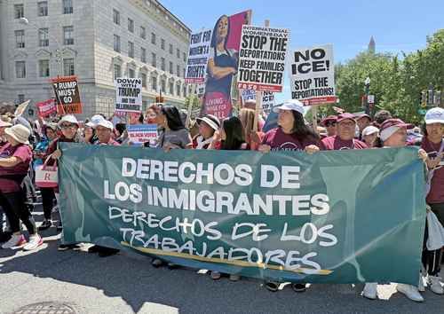 Miles se movilizan en Estados Unidos por el Primero de Mayo; los reclamos incluyen derechos laborales e inmigración