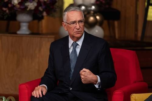 Sheinbaum pide no ver TV Azteca; Grupo Salinas avanza en el pago de su deuda fiscal