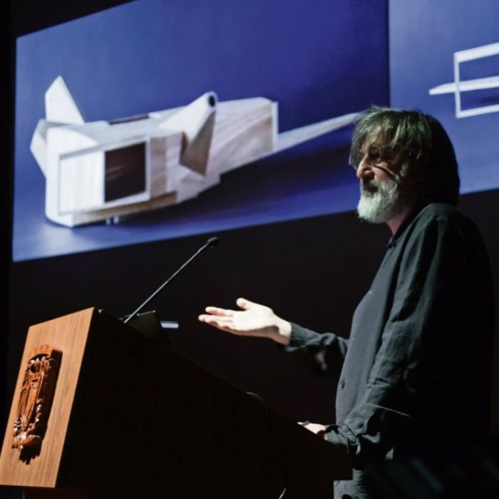 Smiljan Radić, premio Pritzker 2026, ofreció conferencia en la Facultad de Arquitectura de la UNAM