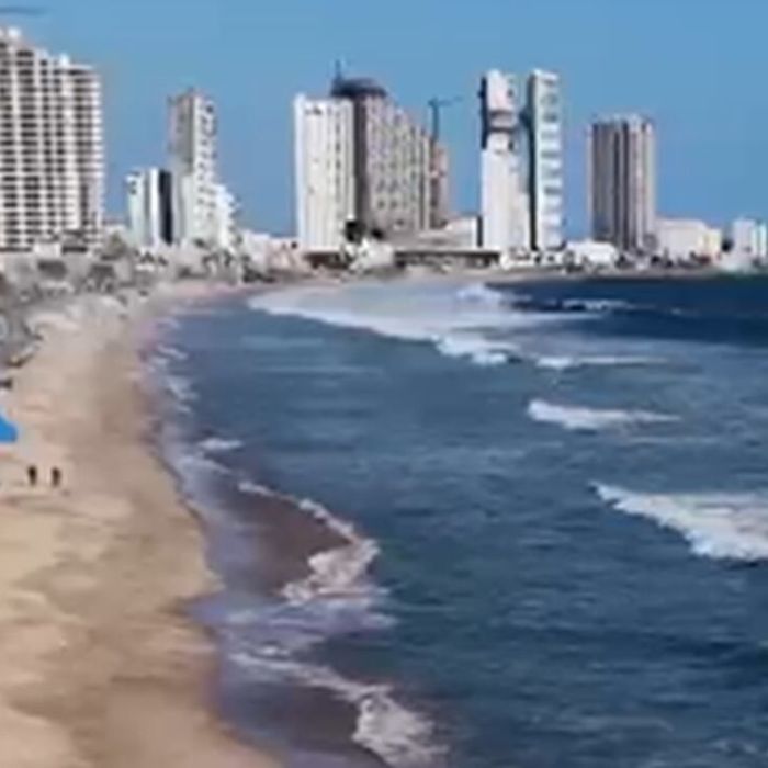 Alertan por mar de fondo y aumento de oleaje en playas de Mazatlán; piden extremar precauciones