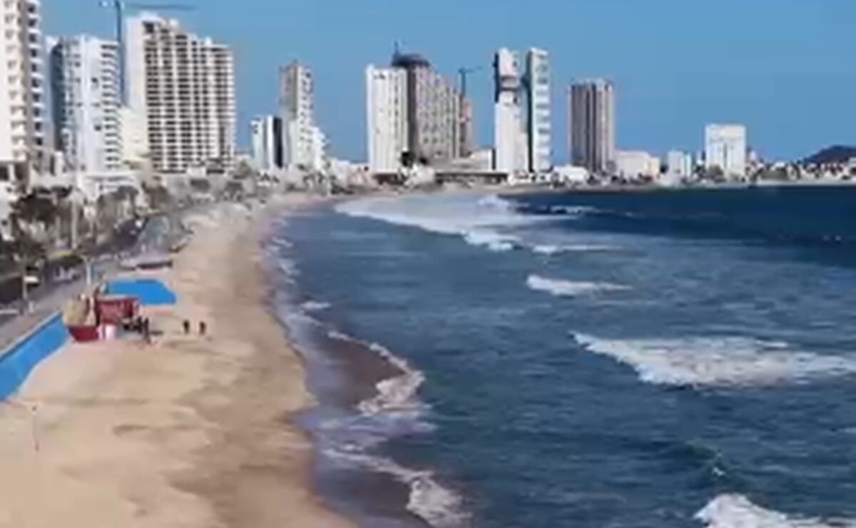 alertan-por-mar-de-fondo-y-aumento-de-oleaje-en-playas-de-mazatlan-piden-extremar-precauciones