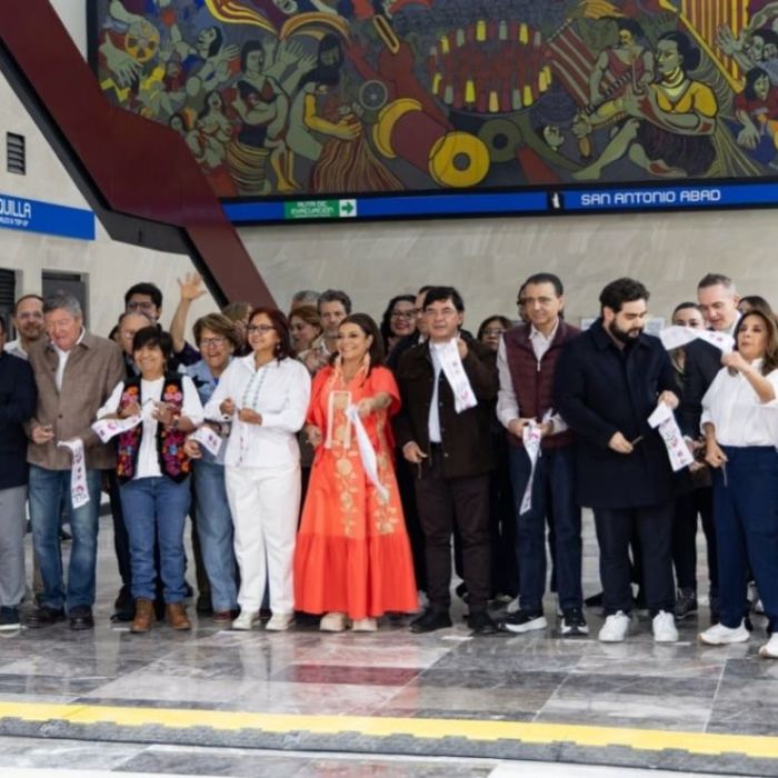 Clara Brugada inaugura la renovación de la Línea 2 del Metro y el Parque Elevado en CDMX