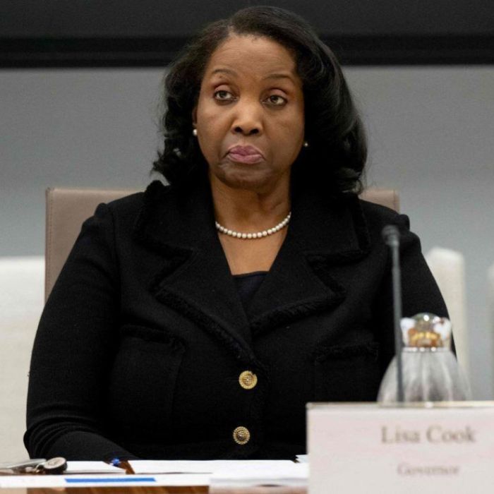 Corte Suprema de EU frena, por ahora, el intento de Trump para destituir a la gobernadora de la Fed Lisa Cook