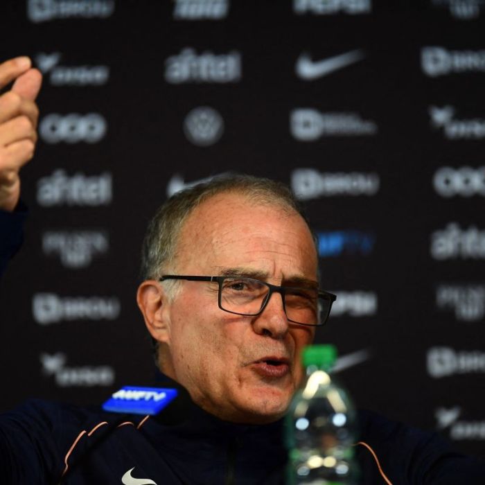 Marcelo Bielsa anuncia su despedida de la selección de Uruguay tras la eliminación en el Mundial 2026