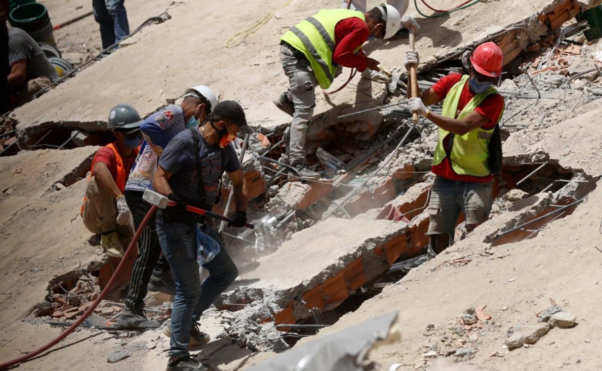 rescatan-a-un-nino-de-3-anos-tras-seis-dias-bajo-los-escombros-por-los-terremotos-en-venezuela