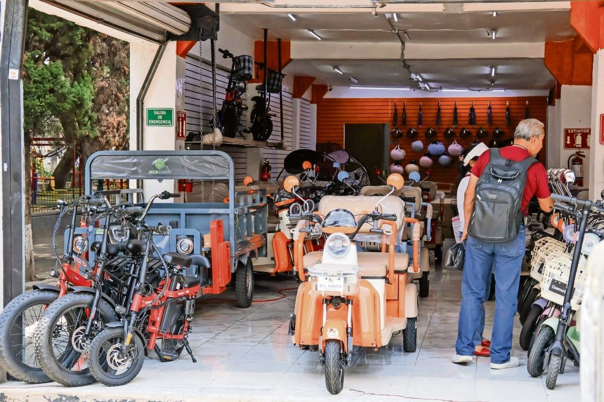 tiendas-en-cdmx-desconocen-como-vender-vemepe-con-placas-antes-del-1-de-julio-de-2026
