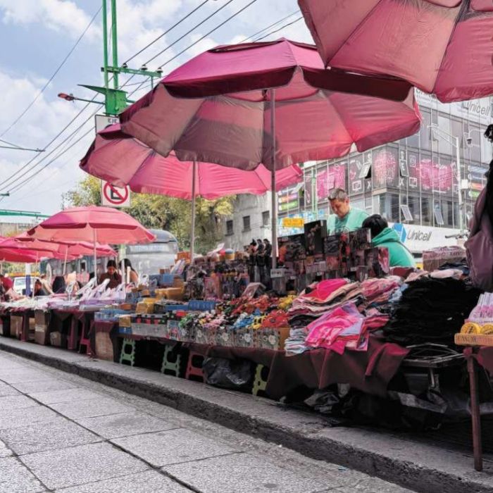 Alcaldesa de Cuauhtémoc acusa cobros a ambulantes y señala a grupos afines a Morena