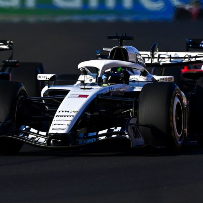 Checo Pérez tuvo un viernes complicado en los entrenamientos del GP de Hungría