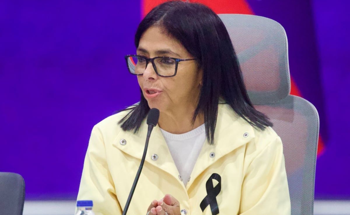 delcy-rodriguez-asegura-que-supera-una-infeccion-viral-y-continuara-en-funciones