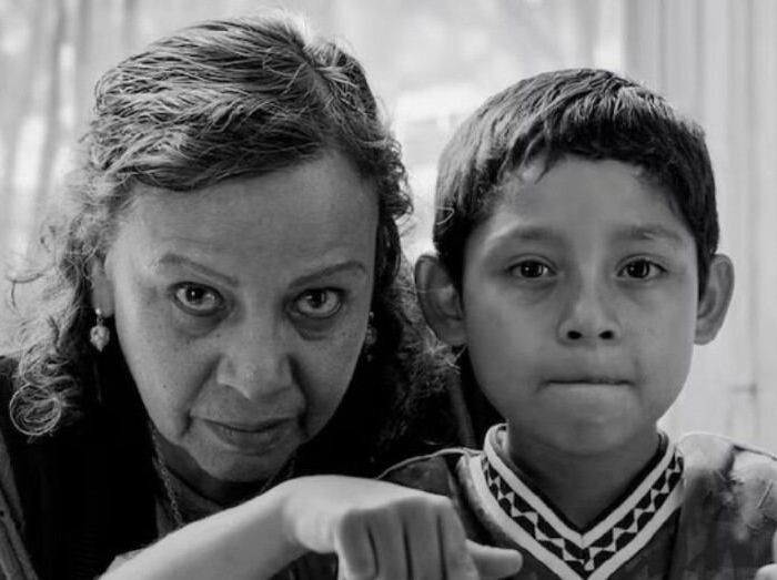Fernando Eimbcke regresa con ‘Moscas’, drama social en blanco y negro