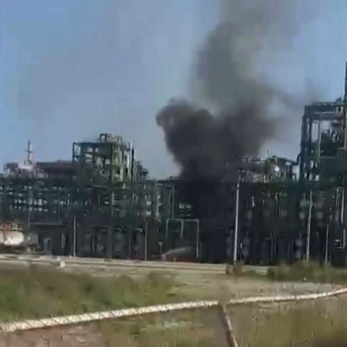 Incendio controlado en la Refinería Olmeca de Dos Bocas; no se reportan lesionados