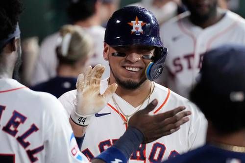 Isaac Paredes impulsa triunfo de Astros; Imai poncha ocho en victoria 5-3 sobre Marlins