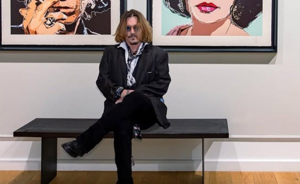 johnny-depp-sorprende-en-la-comic-con-de-san-diego-vestido-como-ebenezer-scrooge