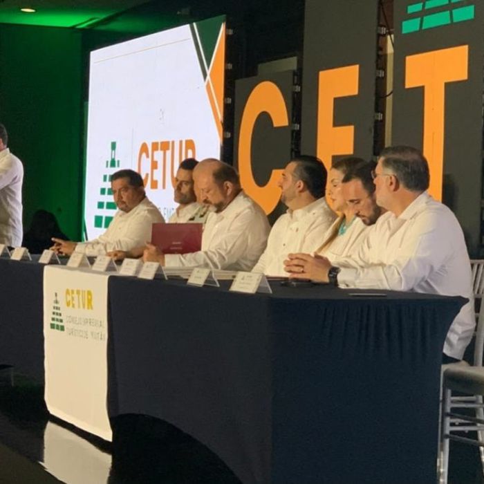 Jordy Abraham Martínez asume la presidencia del CETUR y plantea agenda para promover Yucatán