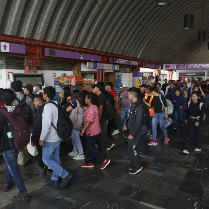 Línea A del Metro opera con servicio provisional tras ruptura de catenaria