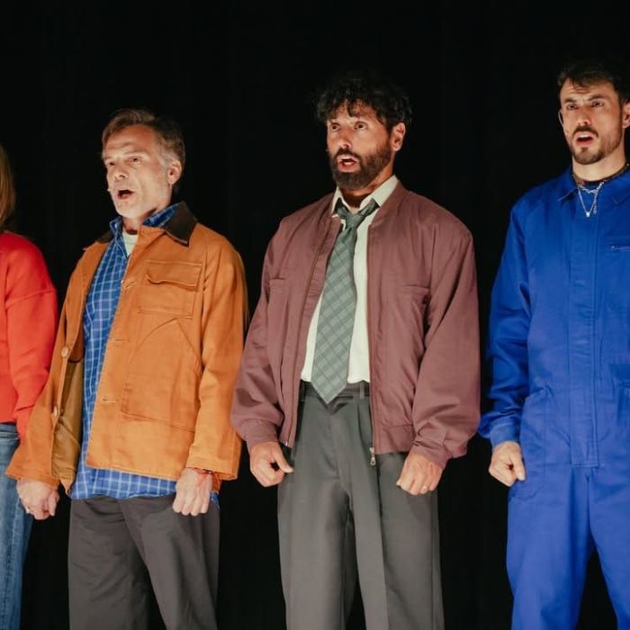 Los Estunmen: ópera, acción y preguntas sobre la masculinidad
