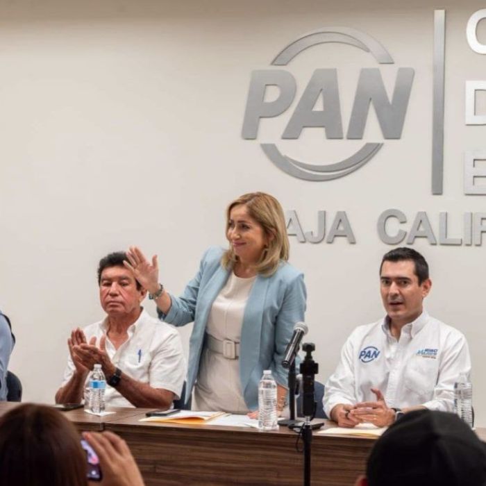 María Azucena Meza se incorpora al PAN en La Paz y anuncia intención de competir por la alcaldía