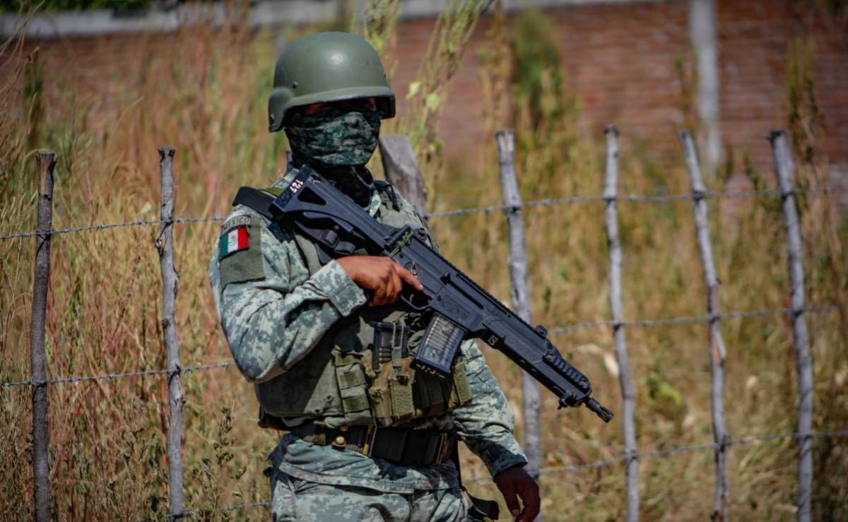 marina-despliega-operativo-aereo-y-terrestre-en-el-sur-de-sinaloa-buscan-a-el-casco