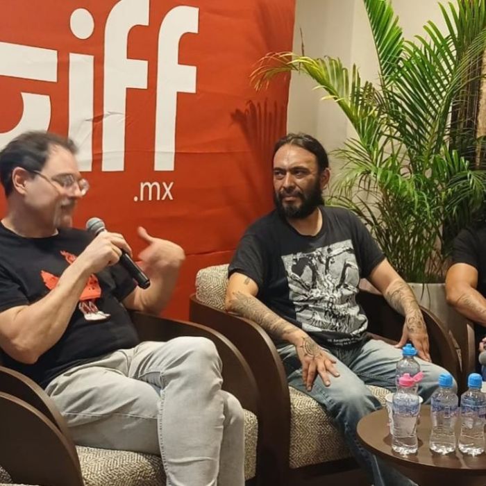 Presentan libro que recopila películas de ficción sobre el fútbol en América Latina