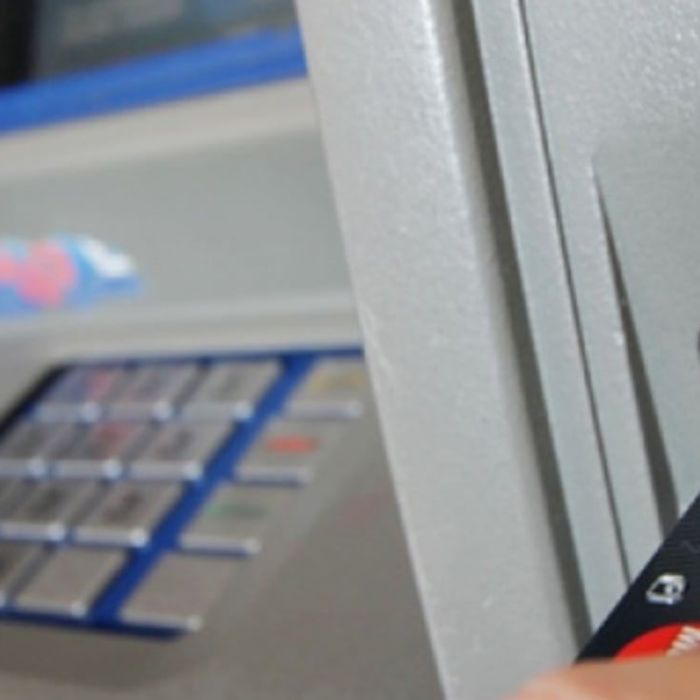 Sinaloa alerta sobre ‘desplazadores’ que cambian tarjetas en cajeros; recomiendan no aceptar ayuda