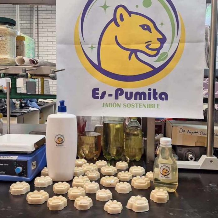 UNAM desarrolla Es‑Pumita, jabón biodegradable hecho con aceite de cocina usado