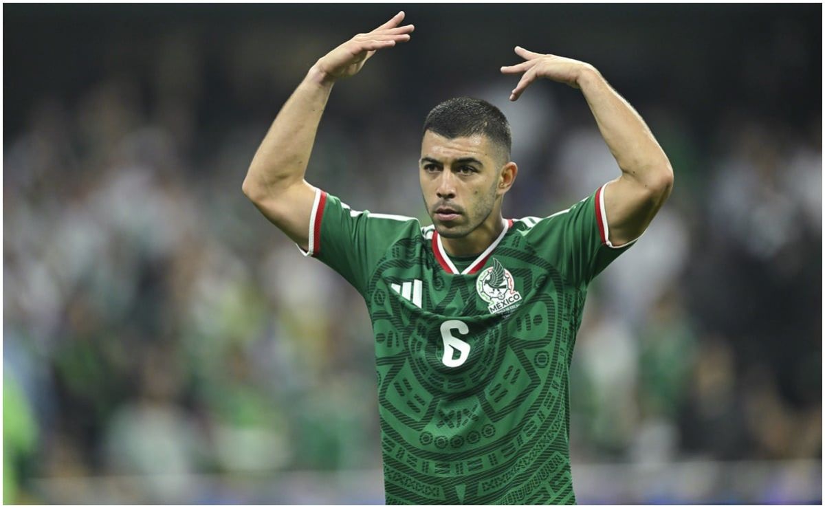 Al Jazira presenta oferta formal por Erik Lira a Cruz Azul