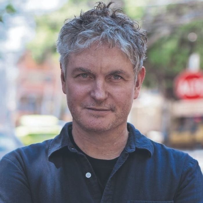 Enrique Díaz Álvarez: “Nos aclimatan a la deshumanización”