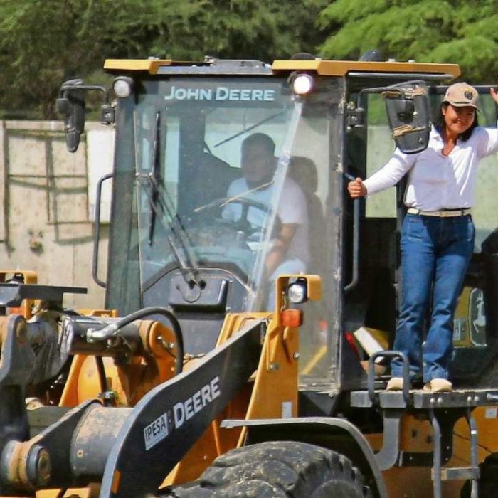 Keiko Fujimori inicia su gobierno en Perú con cinco desafíos prioritarios